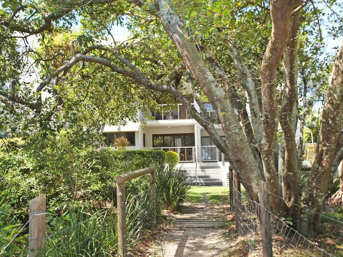 Windmill 4 Two Bedroom Beachside Apartment On Parkyn Parade Mooloolaba 0*,  Australia