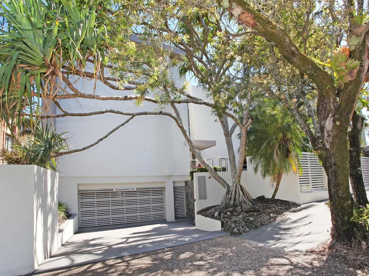 Windmill 4 Two Bedroom Beachside Apartment On Parkyn Parade Mooloolaba
